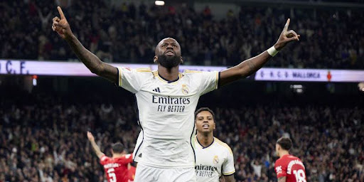 Hau Ve La Gi 4 Yêu cầu đối với các hậu vệ ngày càng tăng lên